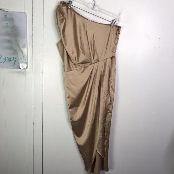 Baltic Born Dress Womens L Celia Champagne Silky Satin Midi Evening Formal - Picture 1 of 10